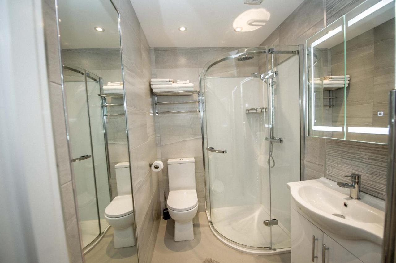 The James Suites Derry Extérieur photo