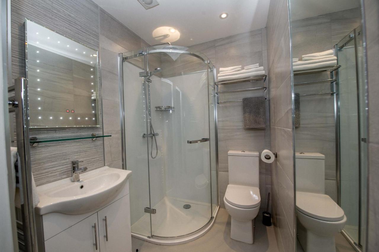 The James Suites Derry Extérieur photo