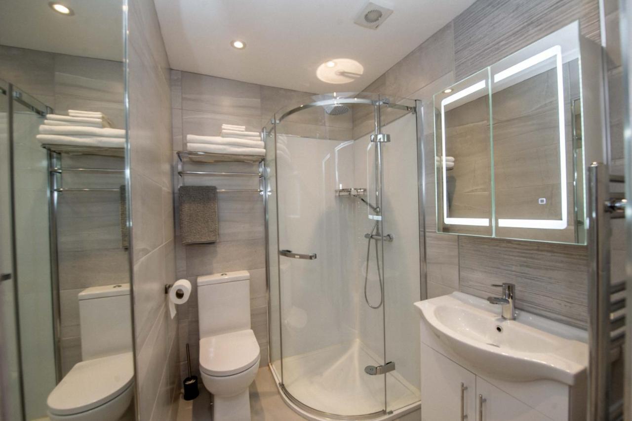 The James Suites Derry Extérieur photo