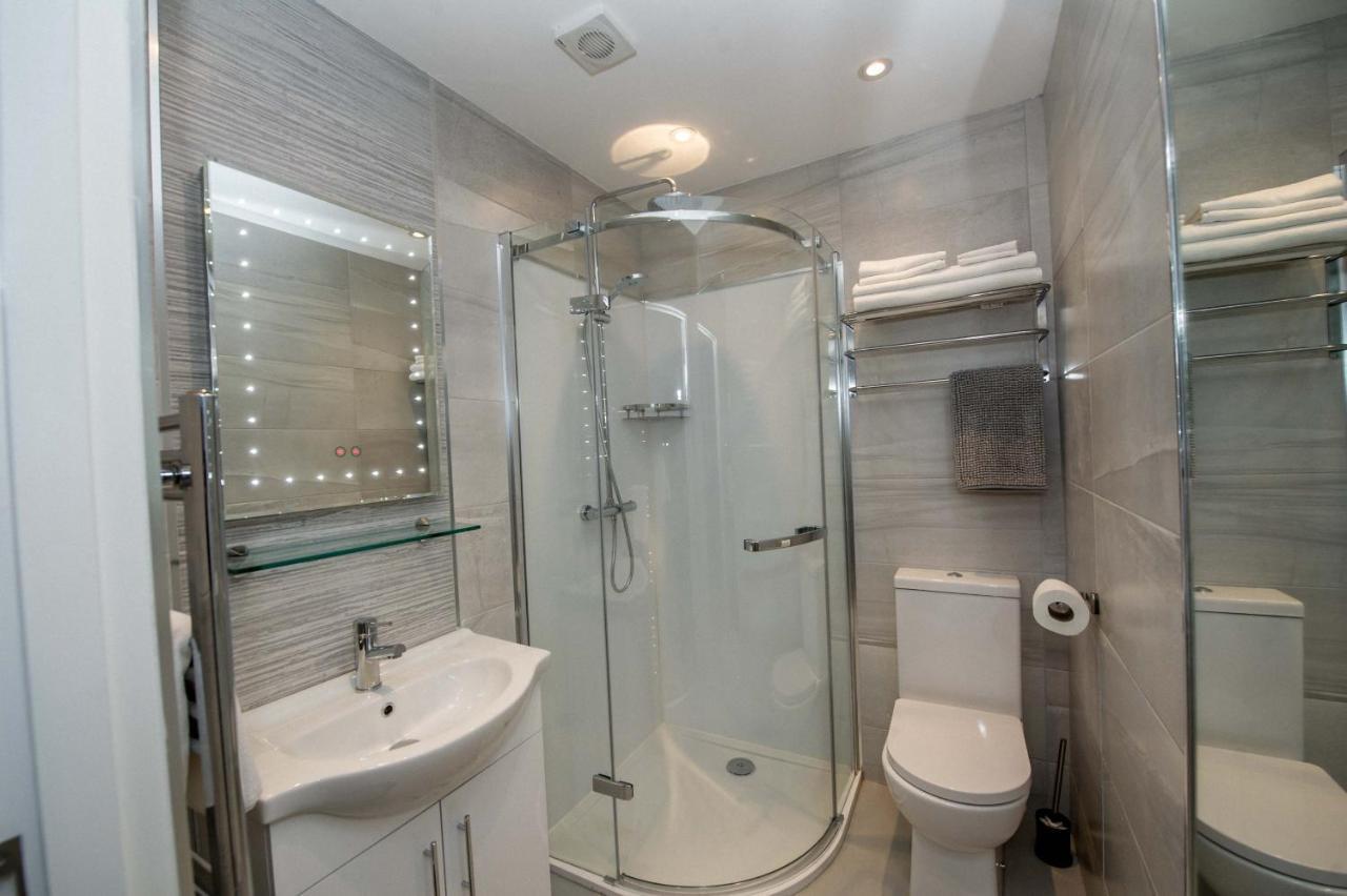 The James Suites Derry Extérieur photo